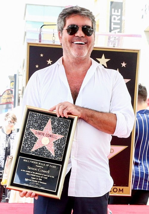 Simon Cowell gets walk of fame star