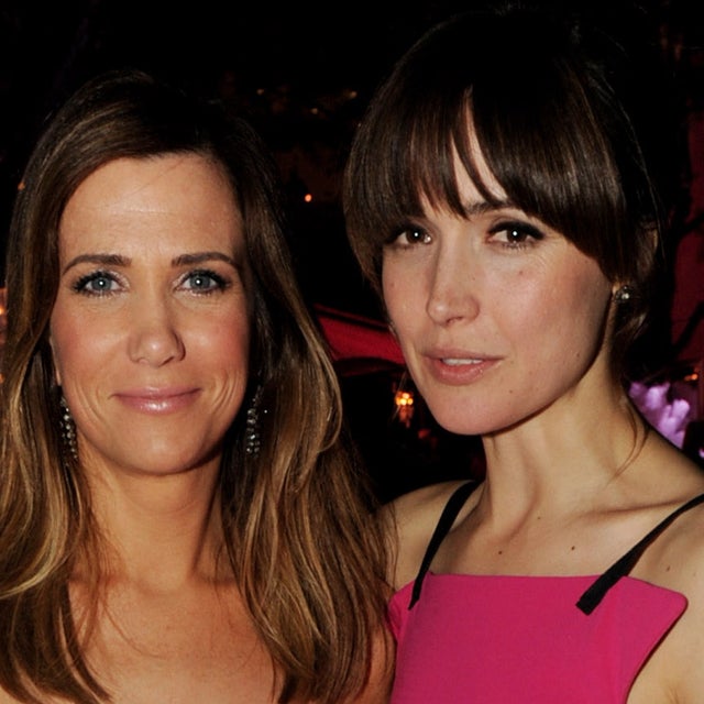  Kristen Wiig and Rose Byrne