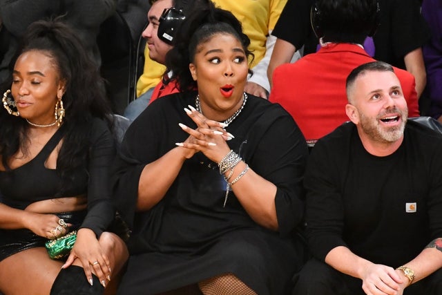 lizzo at lakers game